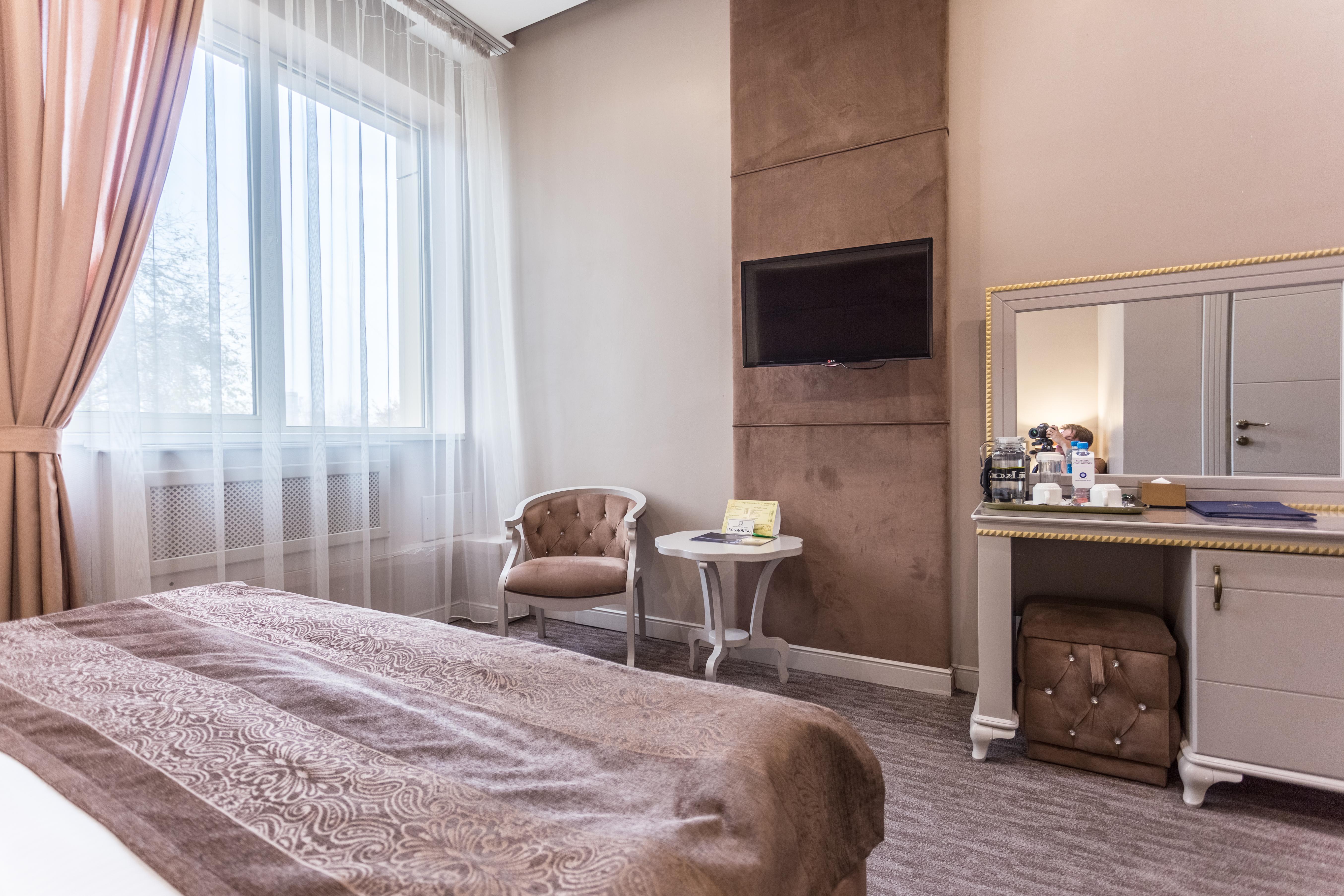 Grand Sapphire Hotel Almaty Eksteriør billede