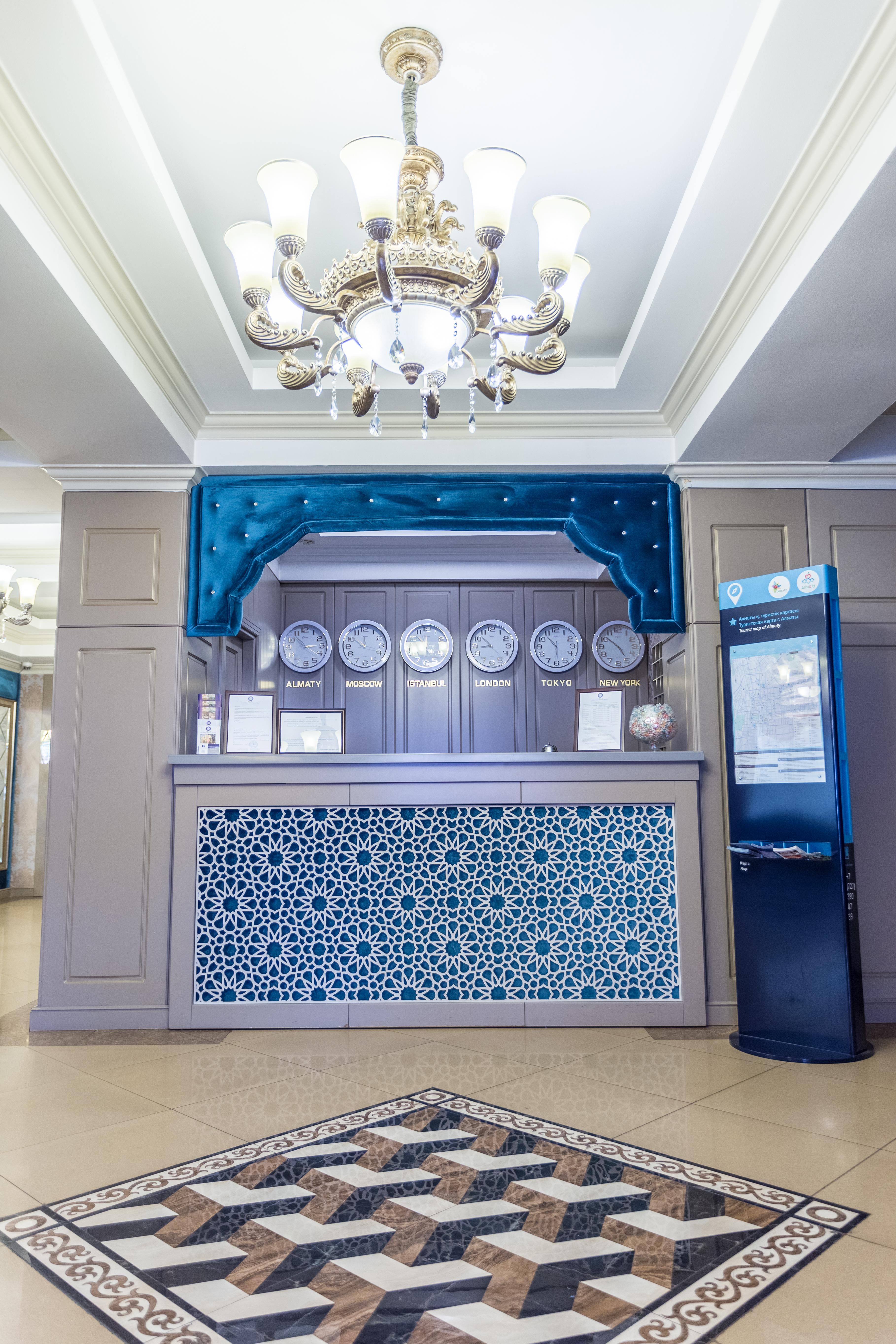 Grand Sapphire Hotel Almaty Eksteriør billede