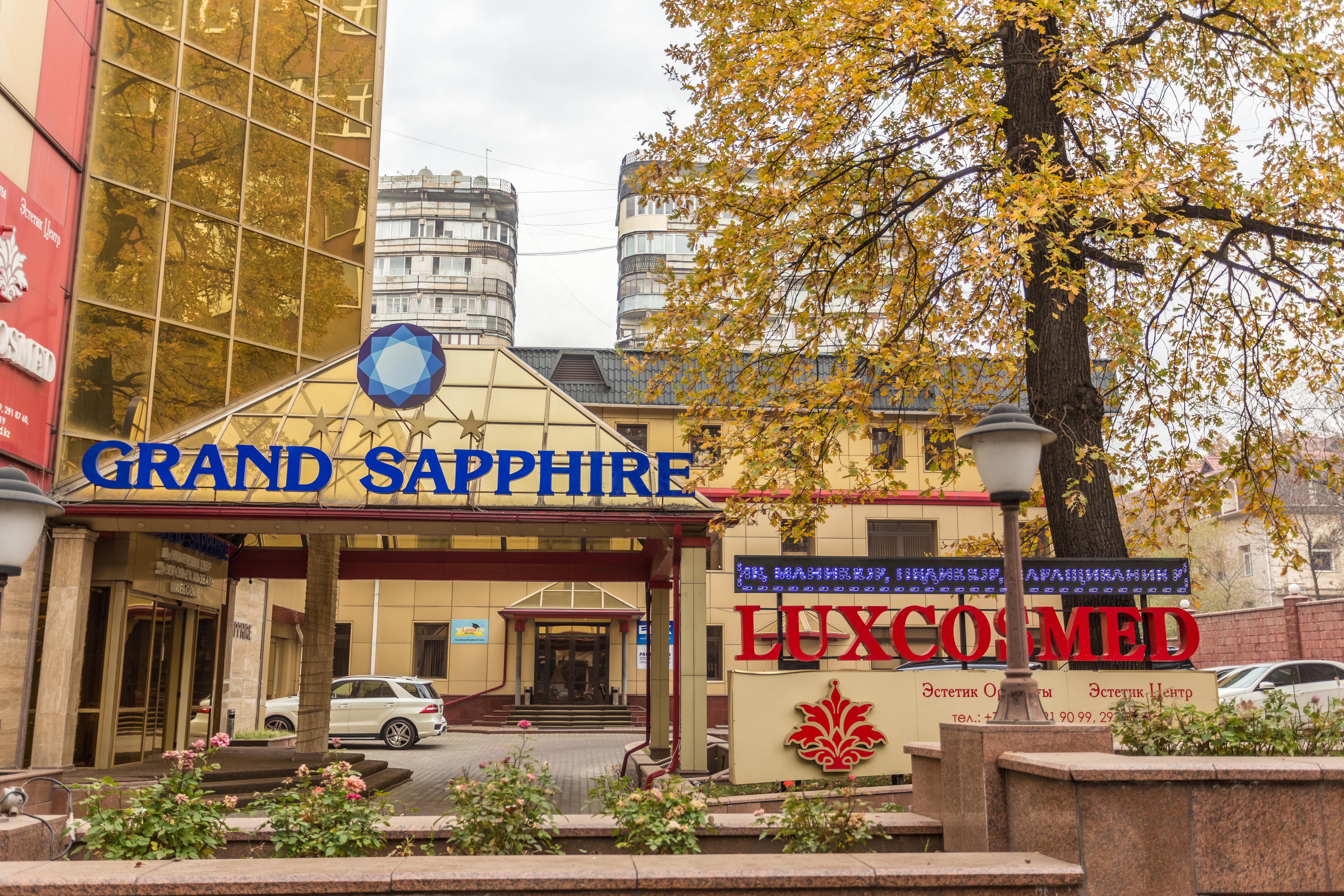 Grand Sapphire Hotel Almaty Eksteriør billede