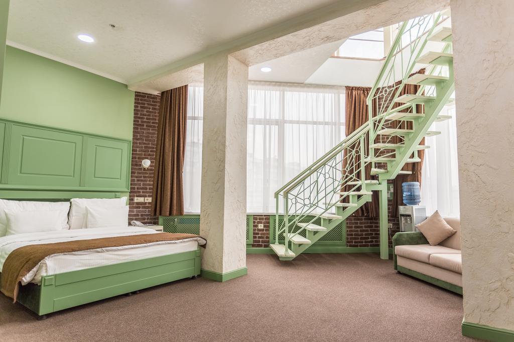 Grand Sapphire Hotel Almaty Eksteriør billede