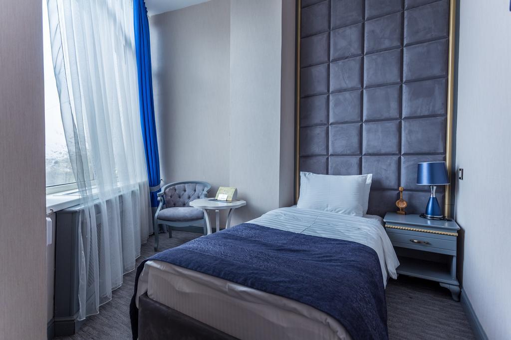 Grand Sapphire Hotel Almaty Eksteriør billede