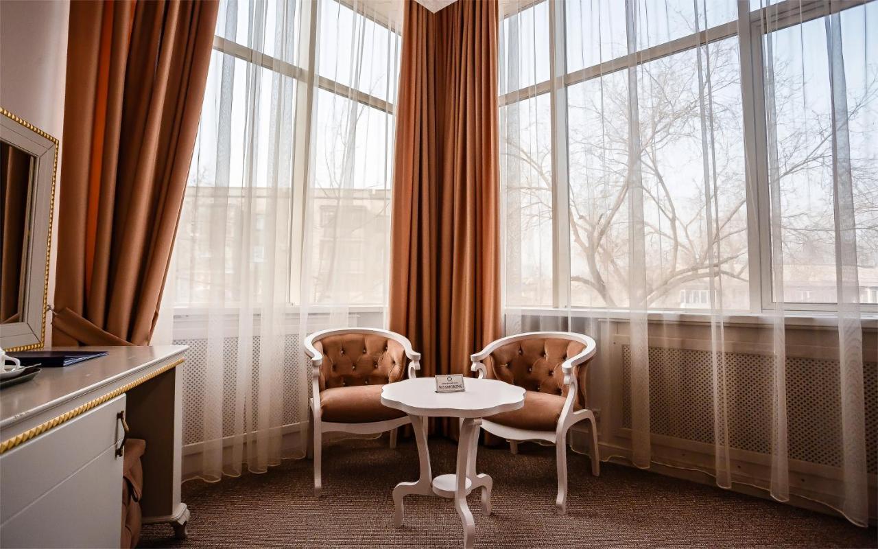 Grand Sapphire Hotel Almaty Eksteriør billede