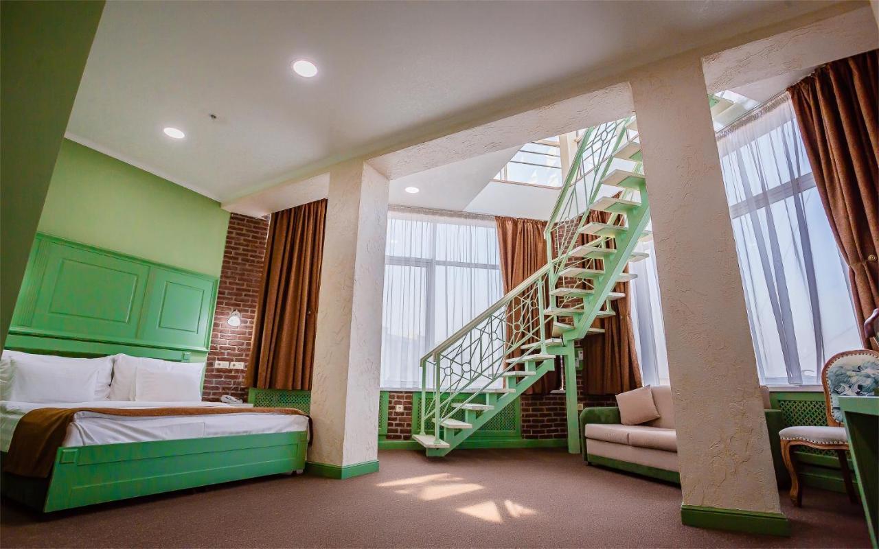 Grand Sapphire Hotel Almaty Eksteriør billede